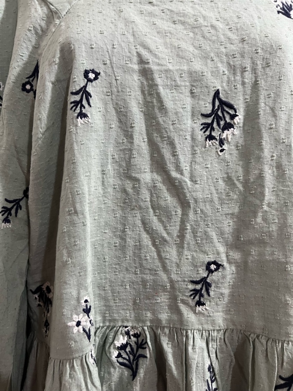 Universal Thread Sage Green Embroidered Square-Neck Peasant Blouse - Picture 5 of 10